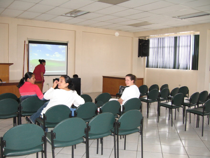 24_ambatoecuadorhospital.jpg
