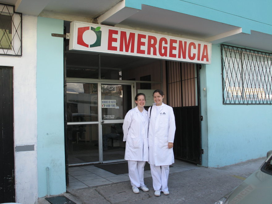 Click on image to return to index 36_ambatoecuadorhospital.jpg