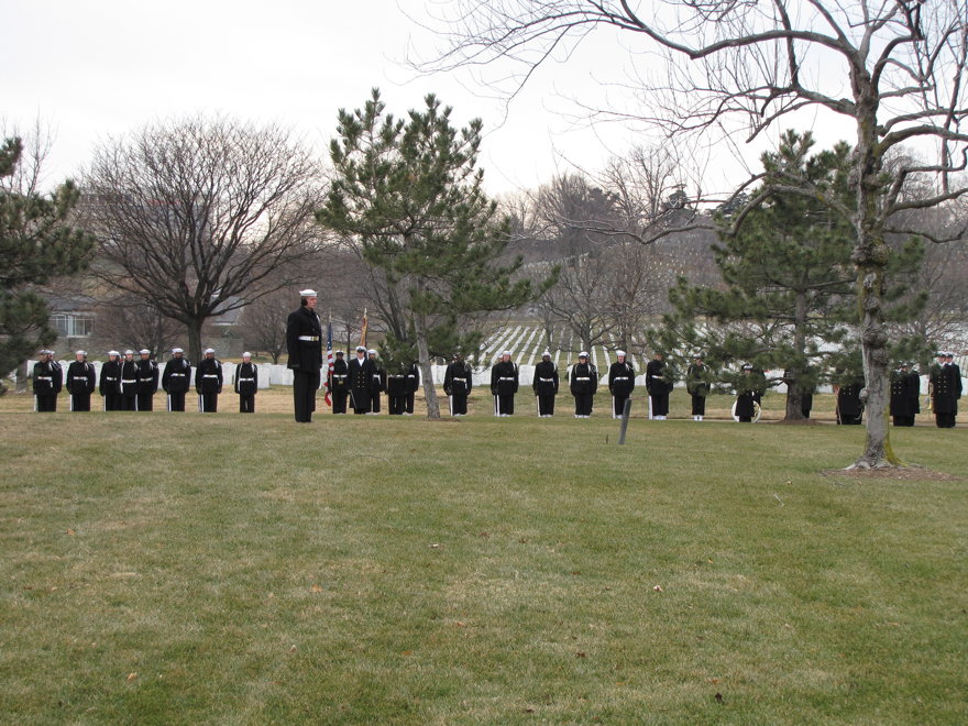 11fullhonorsfuneralarlington.jpg