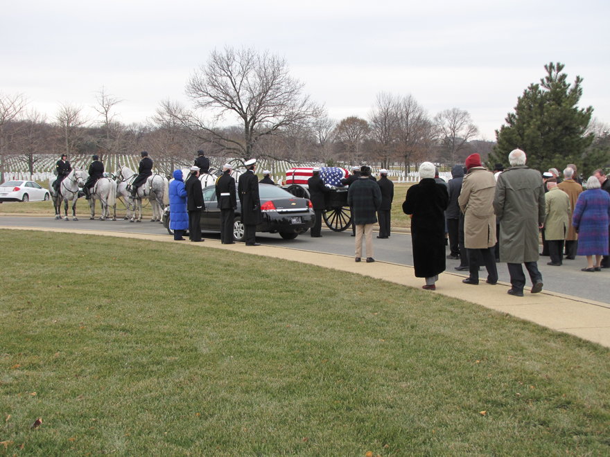 15fullhonorsfuneralarlington.jpg