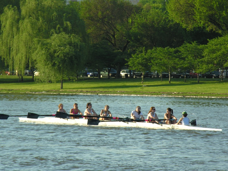 Click on image to return to index canoe06.jpg