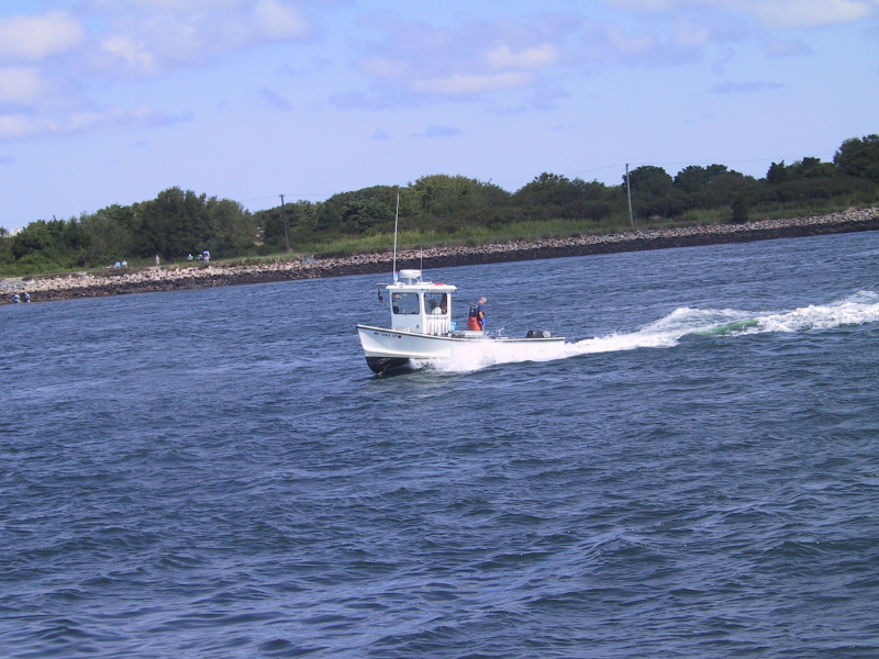060826capecodcanal42lobsterboatcharterboat.jpg