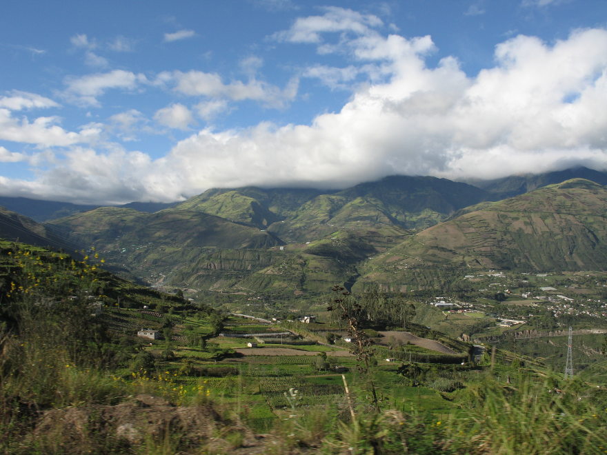 Click on image to return to index theroadambatotobanos070704172448.jpg