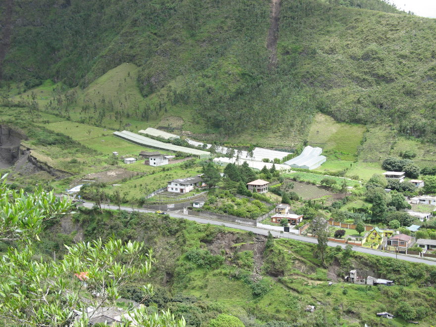 12banosecuador.jpg