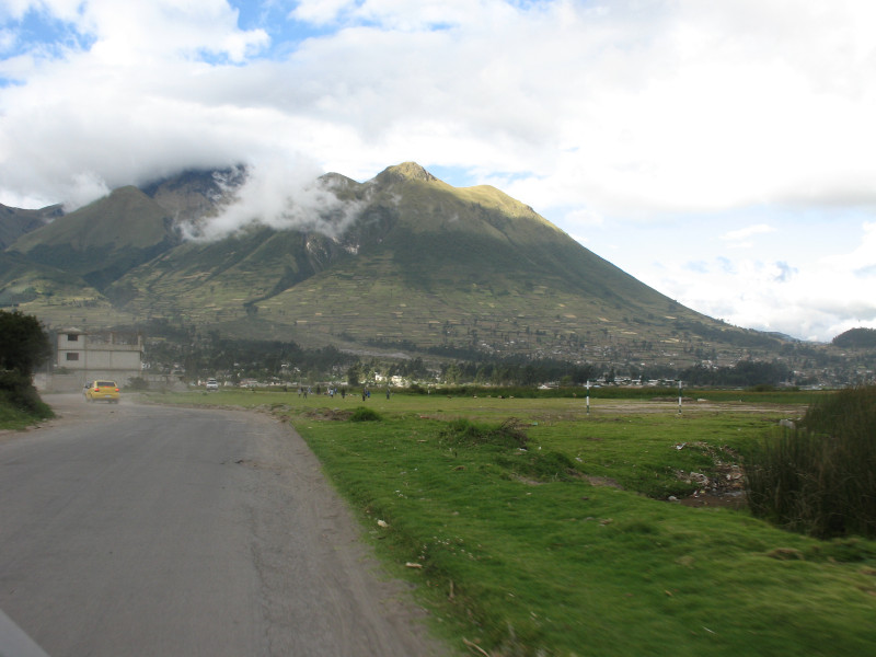 07lagunasanpablo.jpg