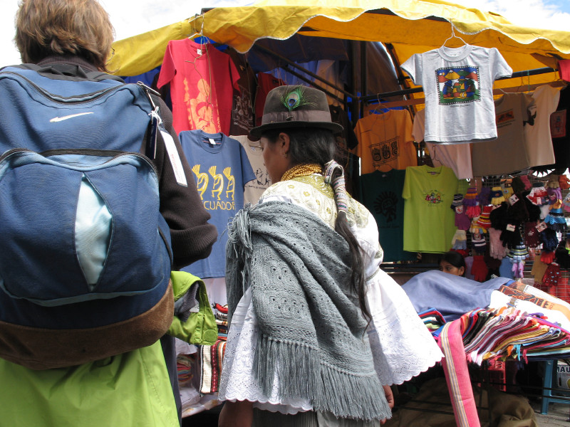 Click on image to return to index 14otavalomarket.jpg