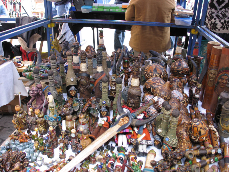 Click on image to return to index 22otavalomarket.jpg