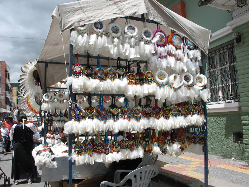 Click on image to return to index 27otavalomarket.jpg