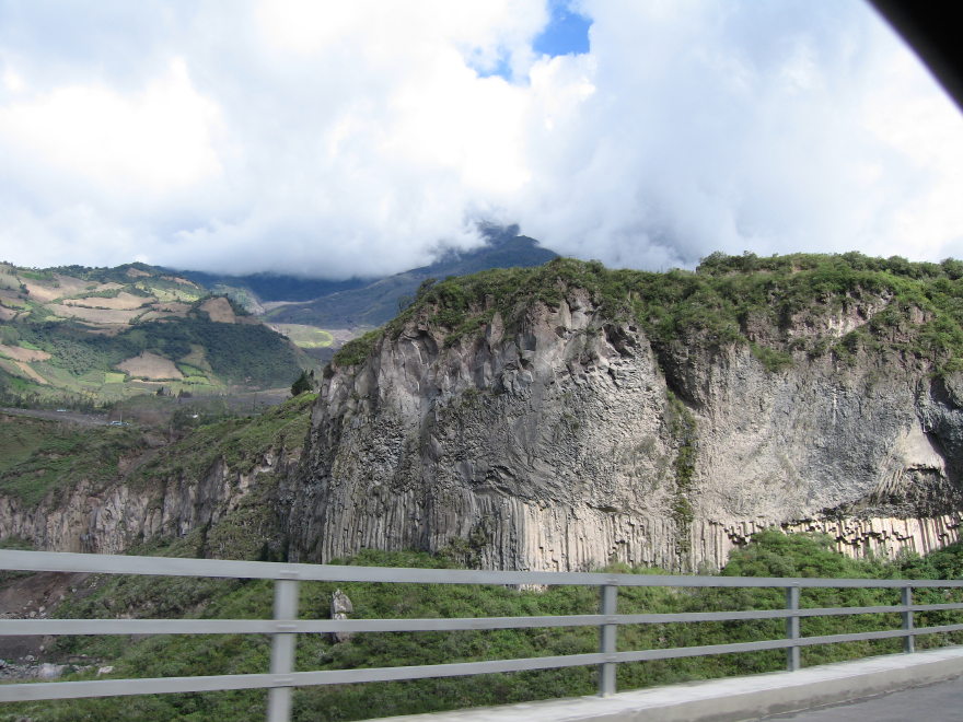 Click on image to return to index 08pailondeldiablo.jpg