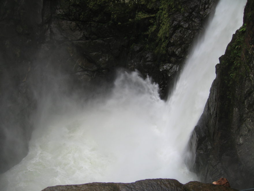 Click on image to return to index 19pailondeldiablo.jpg