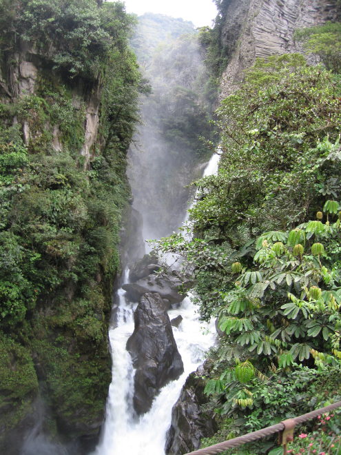 Click on image to return to index 24pailondeldiablo.jpg