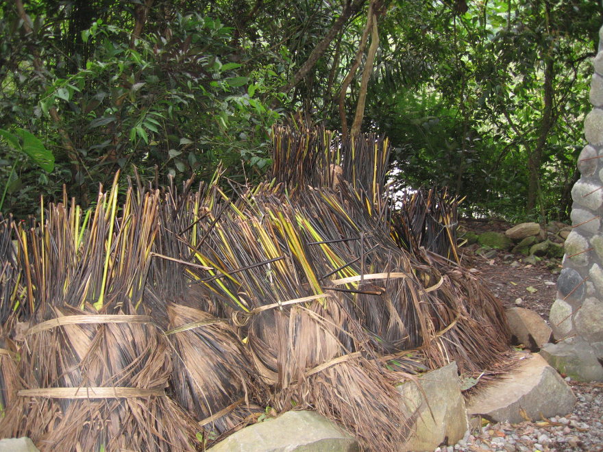 Click on image to return to index 27pailondeldiablo.jpg