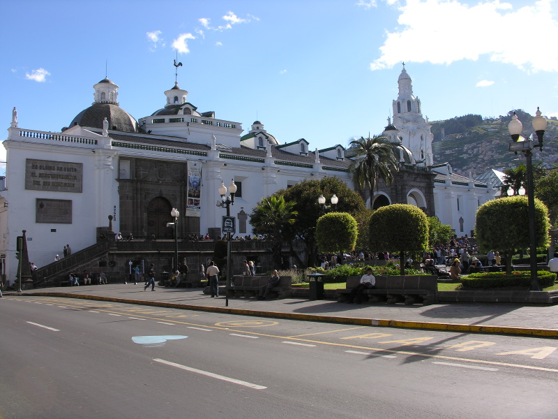 0707011553quito_2.jpg