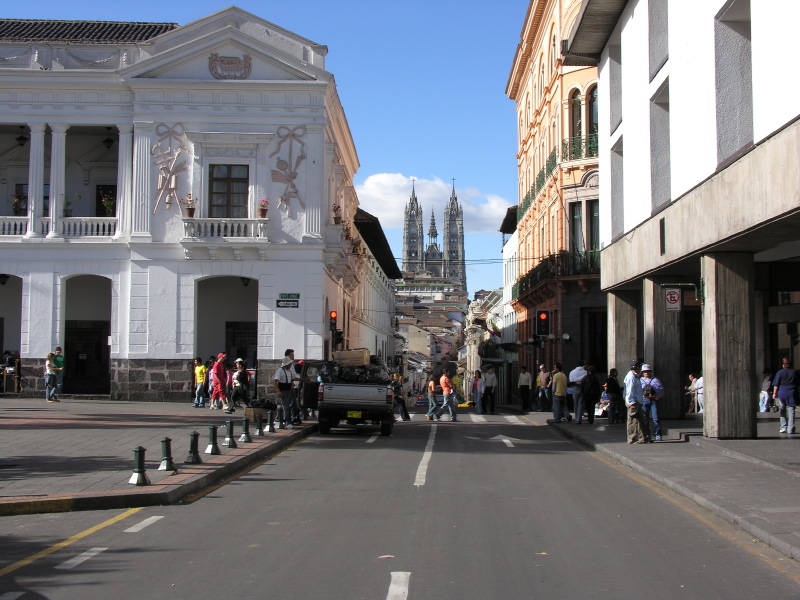 0707011554quito_2.jpg