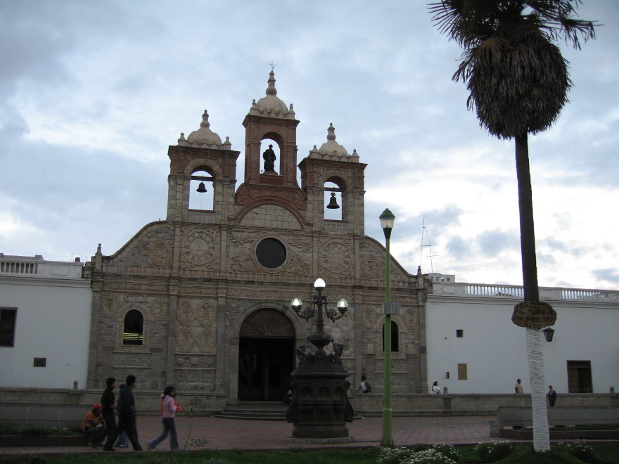 Click on image to return to index 04riobamba.jpg