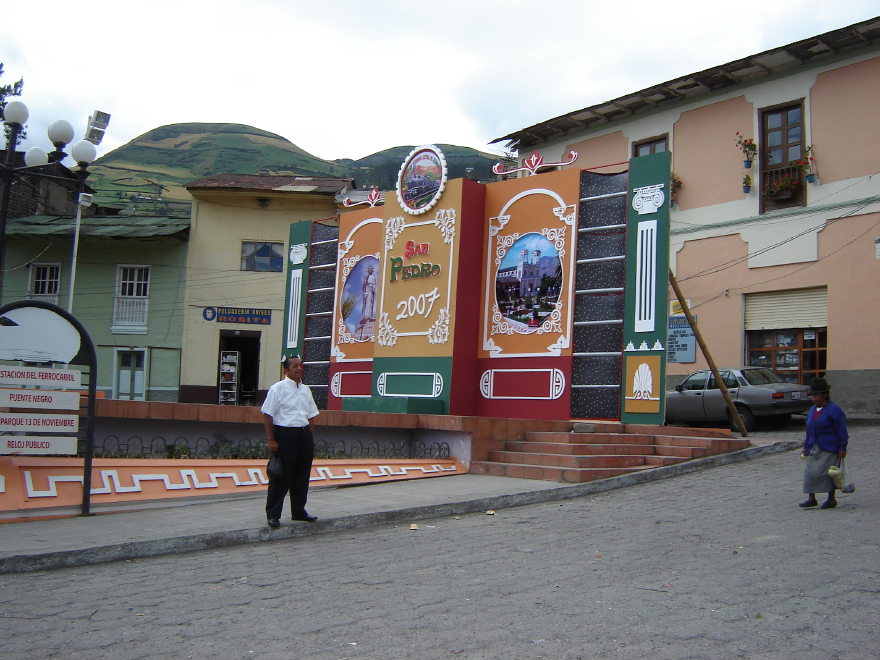Click on image to return to index 30riobambanarizdiablo.jpg