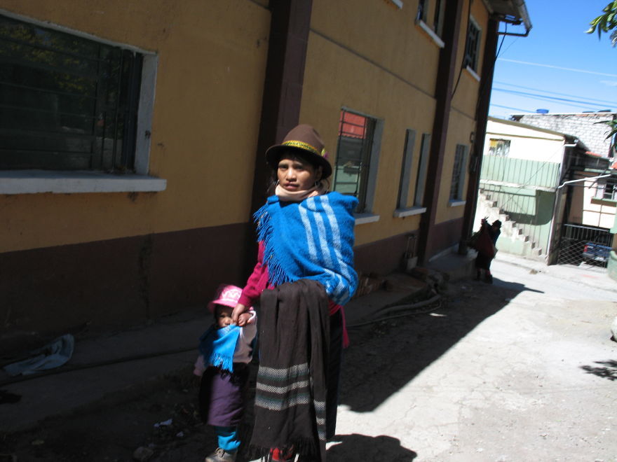 Click on image to return to index 23salinasdeguarandaecuador.jpg