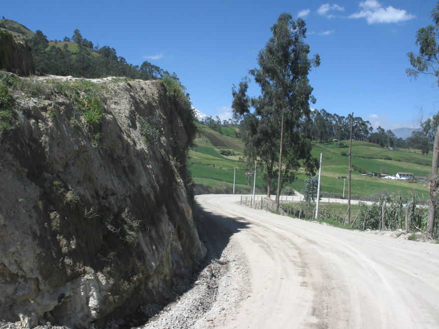 Click on image to return to index 36salinasguarandaroad.jpg