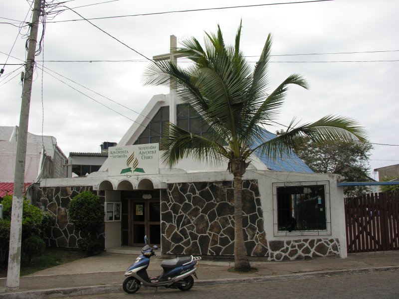 Click on image to return to index 19puertoayora.jpg