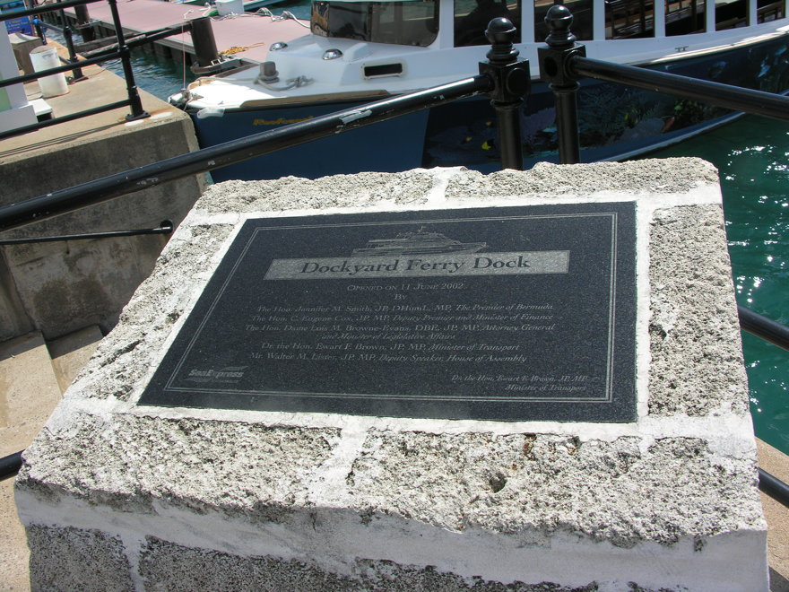 Click on image to go to the next image kingswharfbermuda8033.jpg