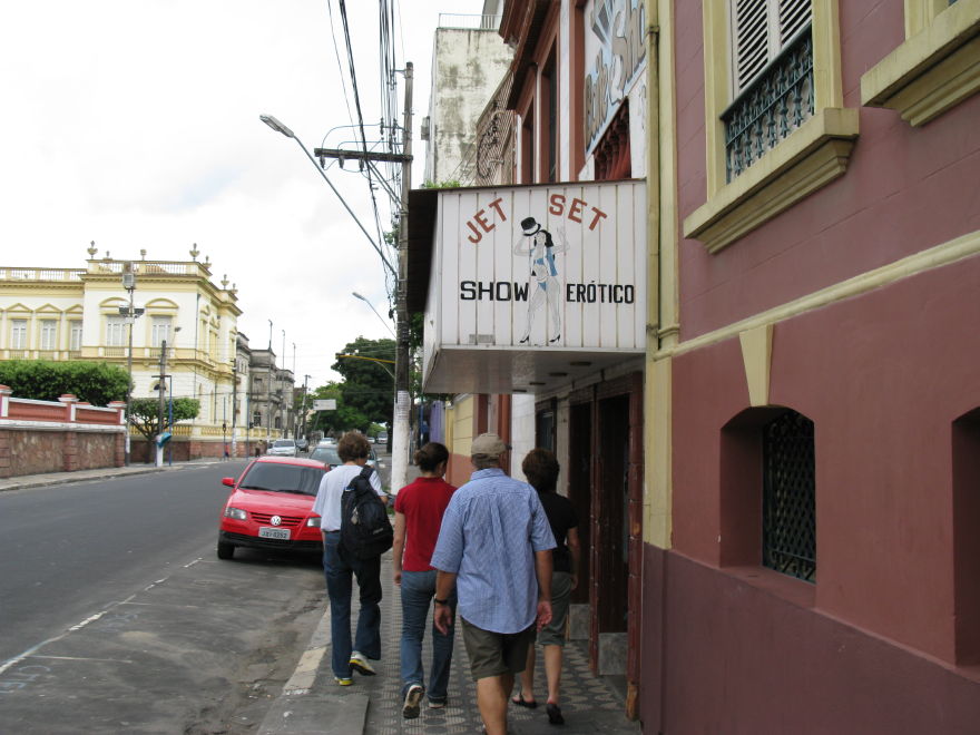 Click on image to return to index 42manausbrazilcity.jpg