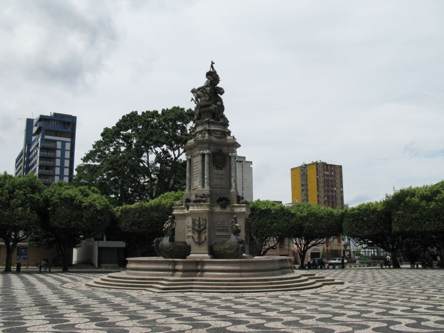 04manaus_teatro__amazonas_opera_house.jpg