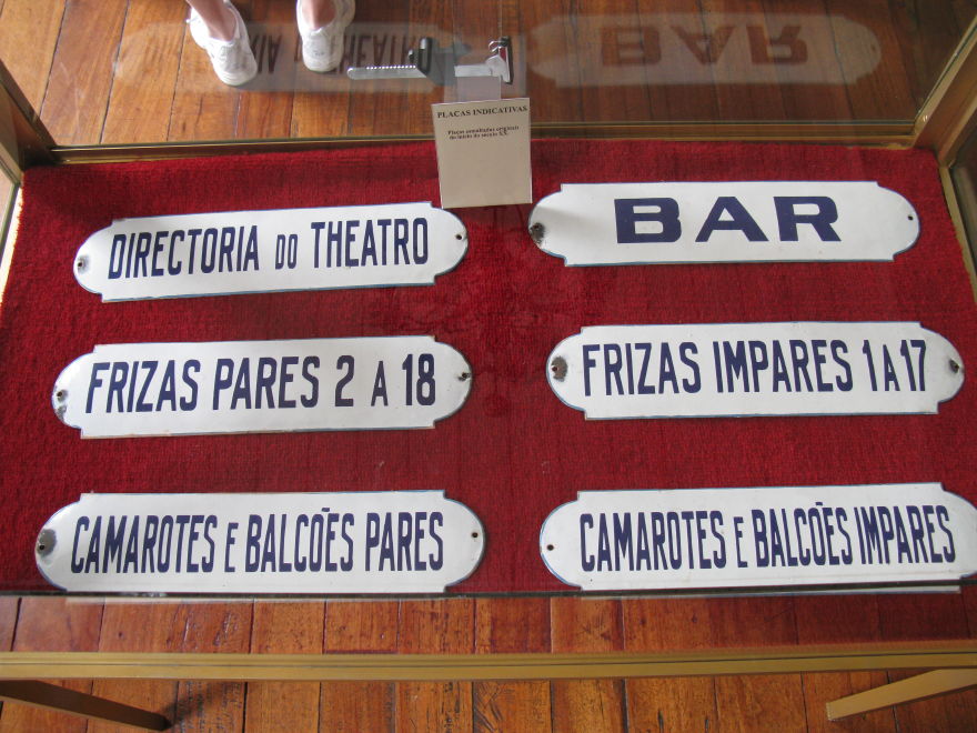 18manaus_teatro__amazonas_opera_house.jpg