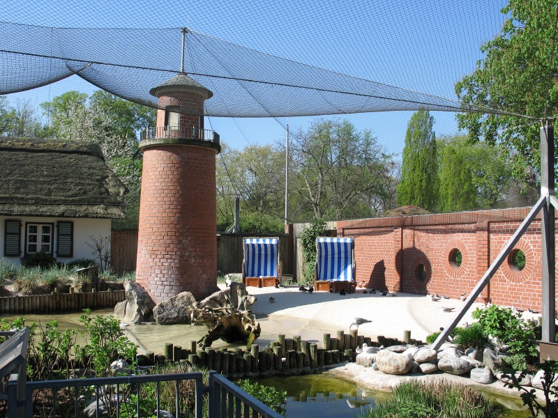 Click on image to return to index heidelburgzoo05.jpg