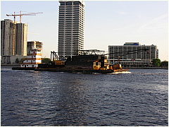 0603TugboatBarge12.JPG