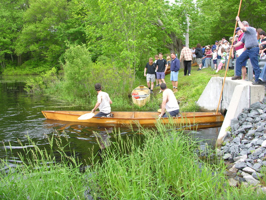 Click on image to return to index 4765mattapoisettriverrace.jpg