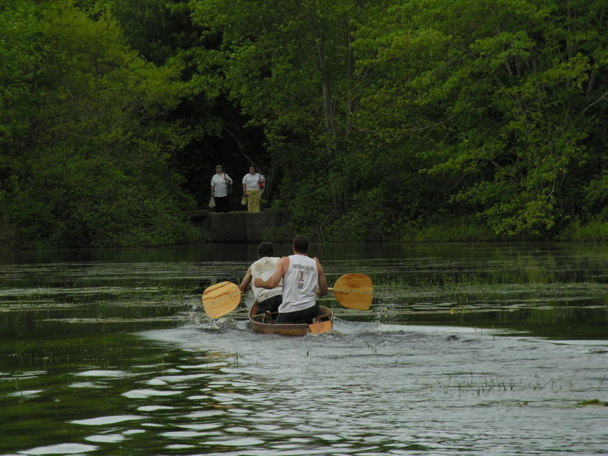 Click on image to return to index 4772mattapoisettriverrace.jpg