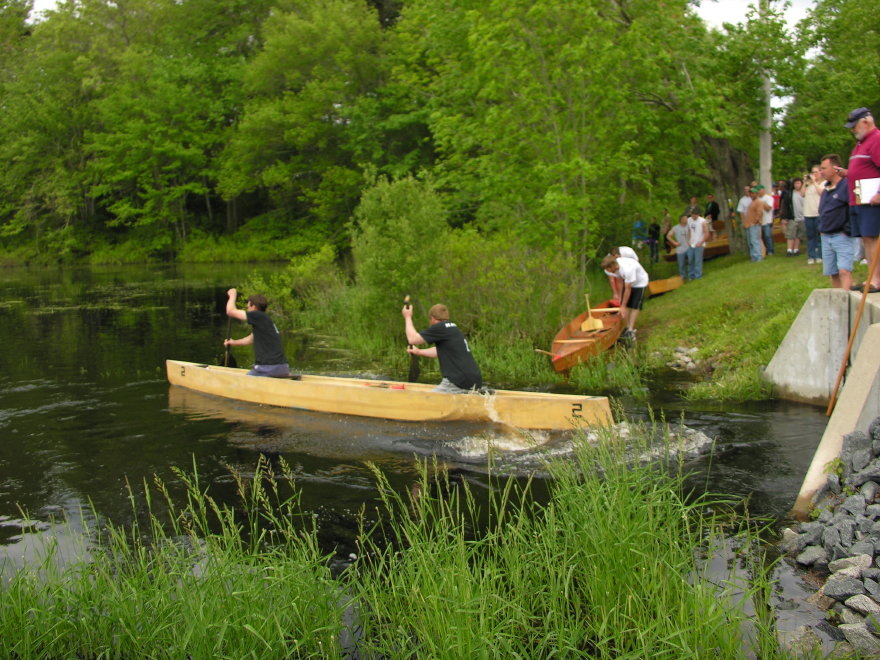 Click on image to return to index 4775mattapoisettriverrace.jpg
