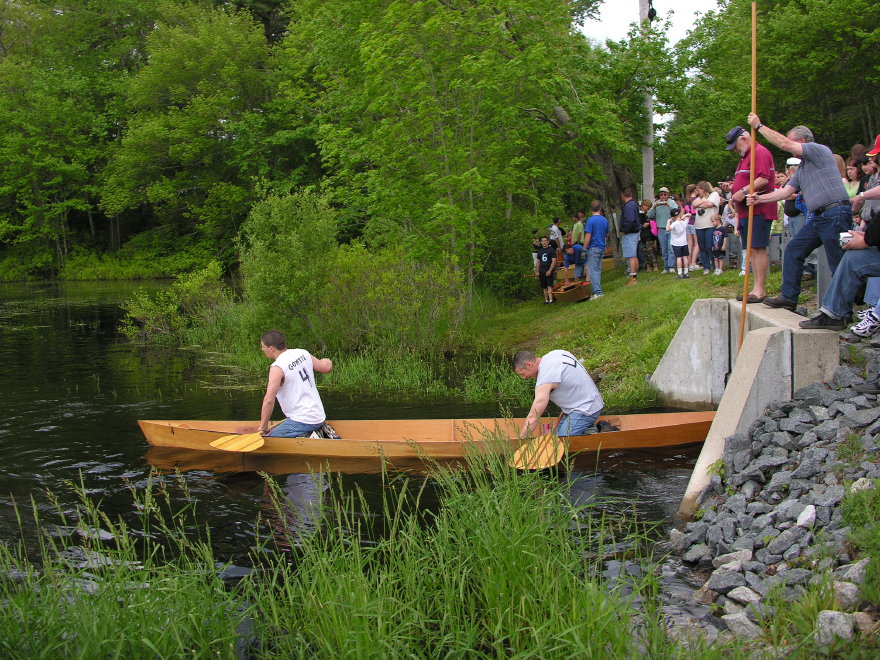 Click on image to return to index 4784mattapoisettriverrace.jpg