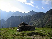 26machupichualtar.jpg