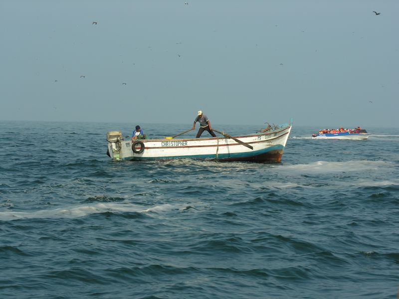 0605260927piscoislesparkfishingboat.jpg