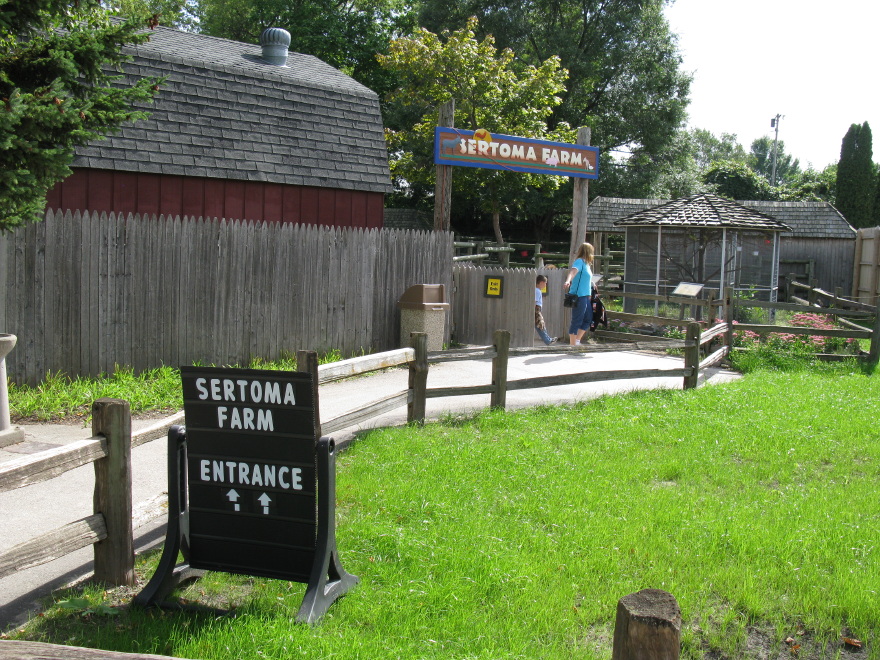 Sertoma Farm entrance