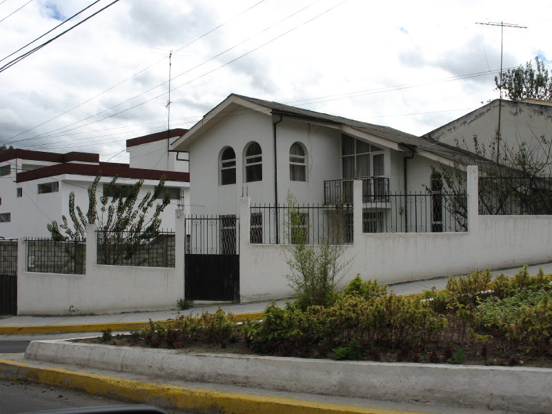 Click on image to return to index 14ambato.jpg