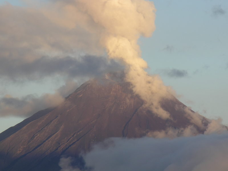 Click on image to return to index 36ambato.jpg
