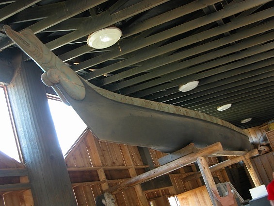 Click on image to return to index dugoutcanoe05.jpg