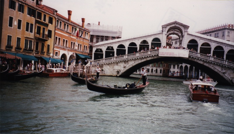 gondola02.jpg