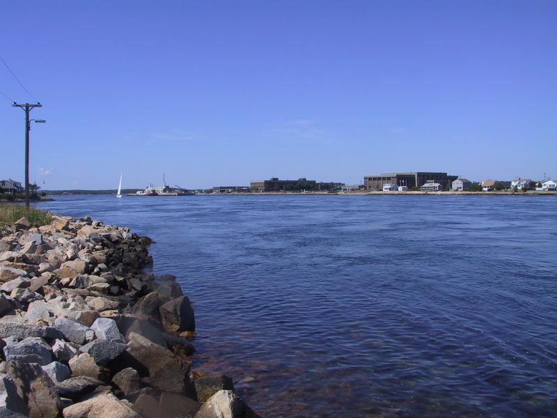 0208211123cape_cod_canal.jpg