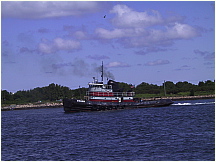060826CapeCodCanal89TugBoatOrion.JPG