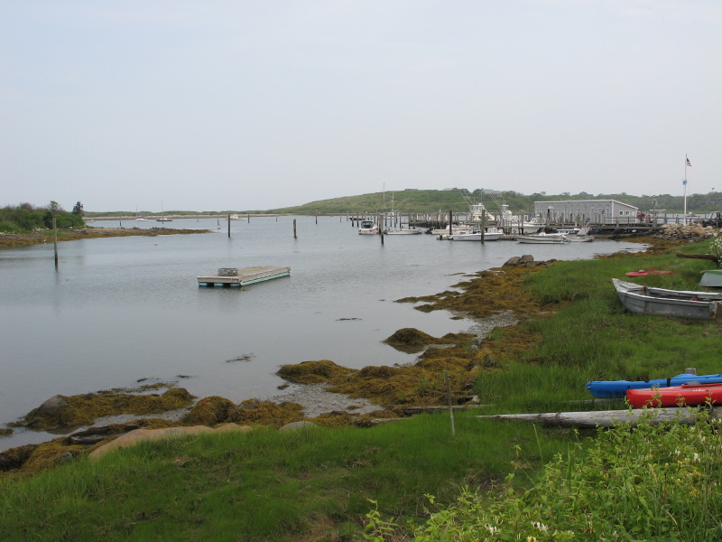 b0606cuttyhunk_2harbor.jpg