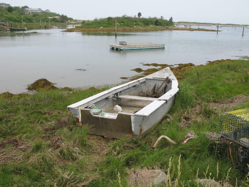 d0606cuttyhunkskiff.jpg