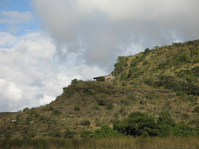 14lagunacuicocha.jpg