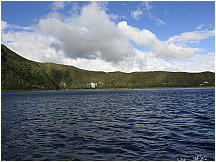 29lagunacuicocha.jpg