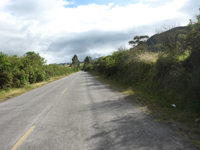 Click on image to return to index 03lagunasanpablo.jpg