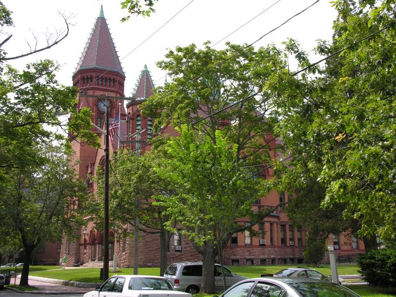 l20607fairhaventownhall.jpg