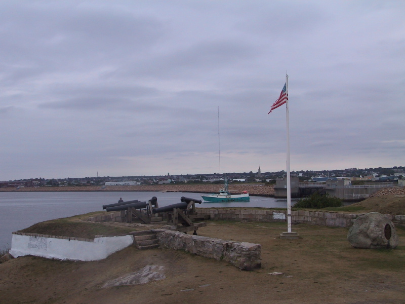 Click on image to return to index a1_8675fortp_boat.jpg