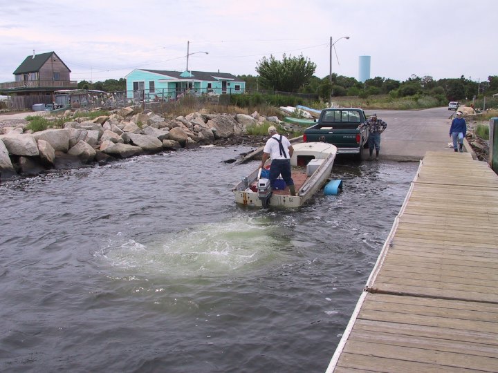 Click on image to return to index 19fishing.jpg